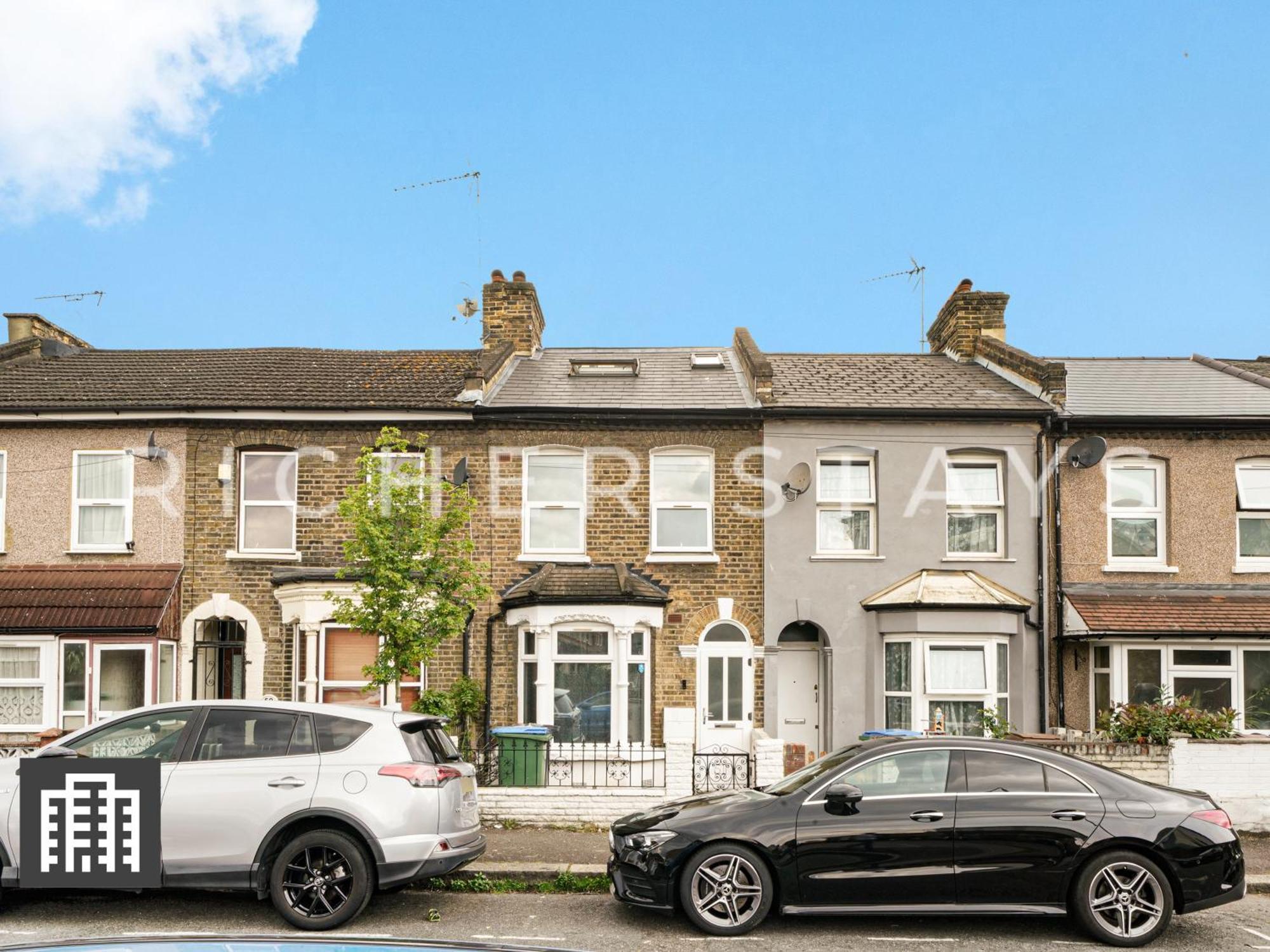 Large Home For Contractors & Families - Garden & Amenities London Bagian luar foto